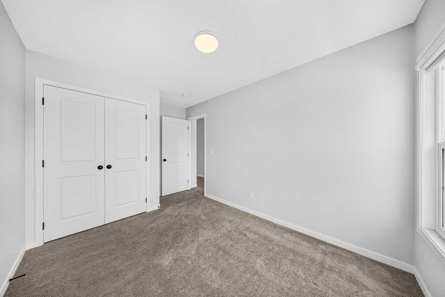 389 Cornerbrook Road NE