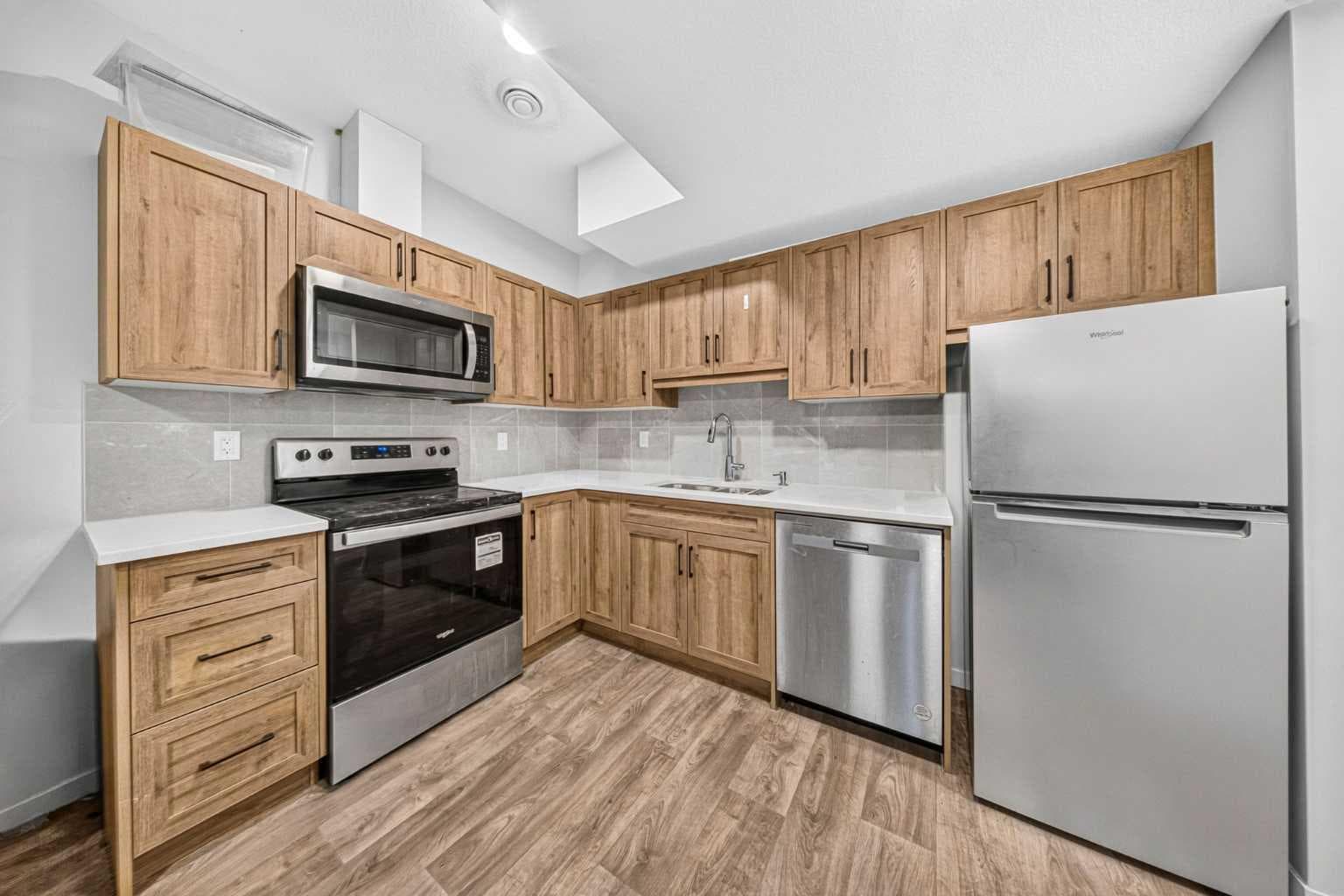389 Cornerbrook Road NE