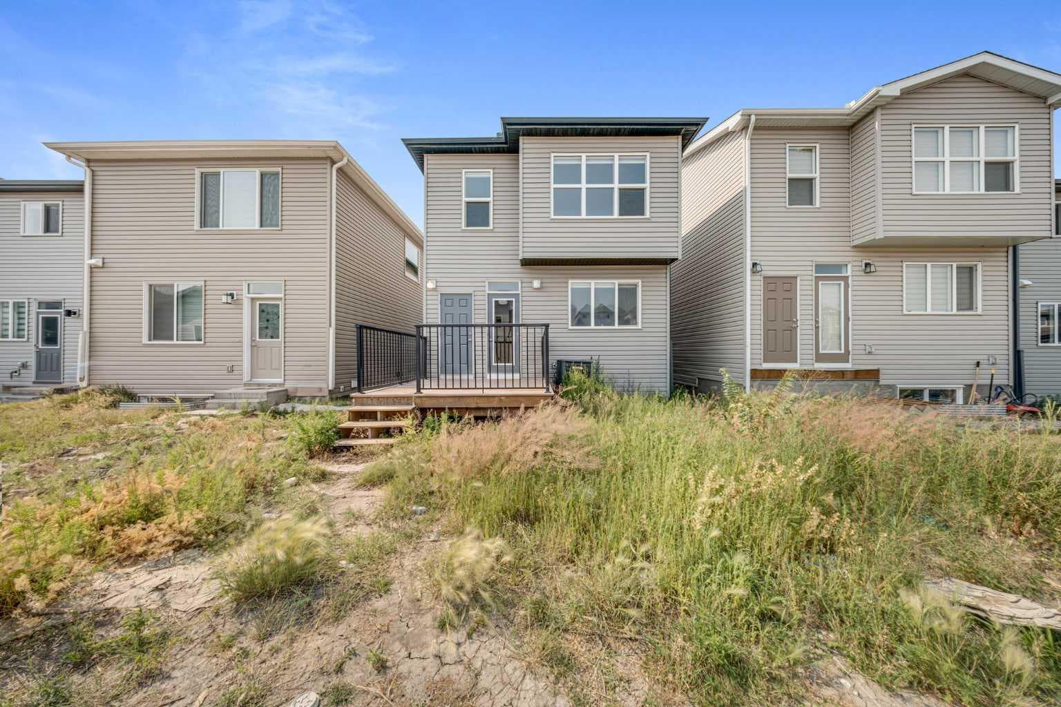 389 Cornerbrook Road NE