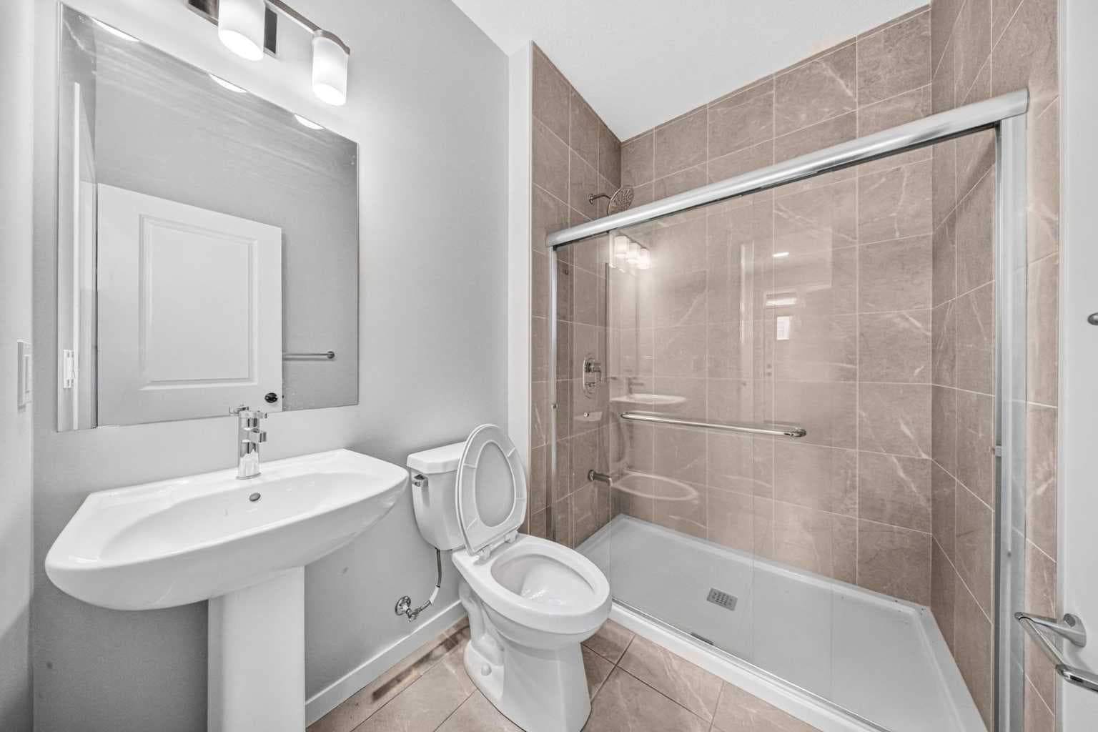 389 Cornerbrook Road NE