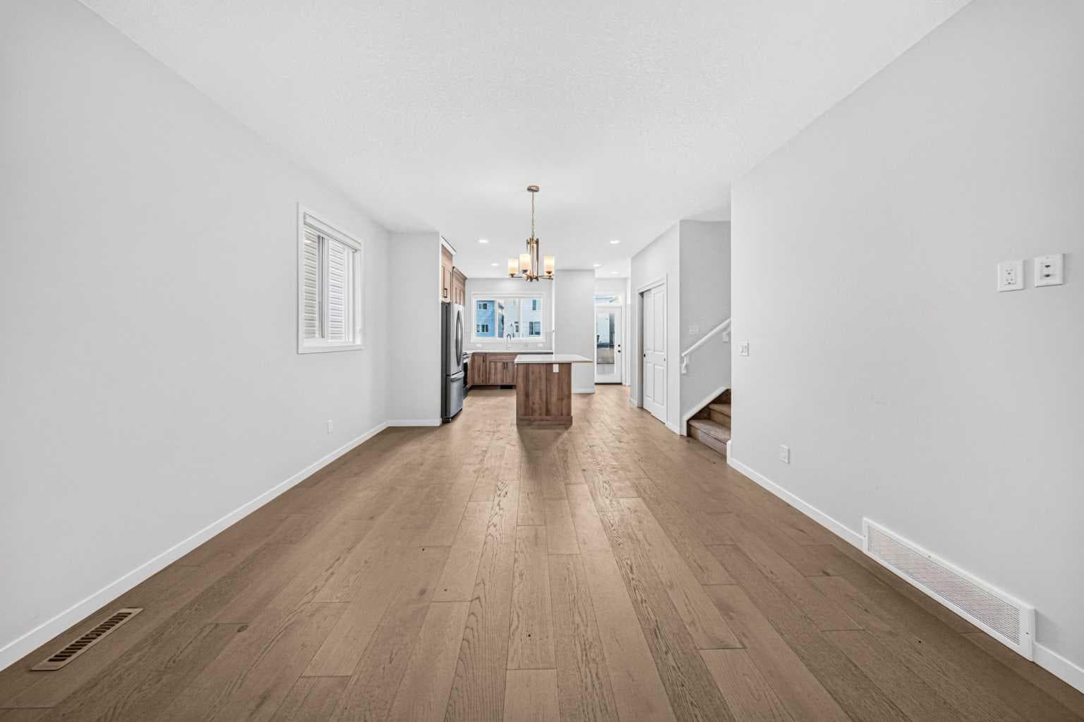 389 Cornerbrook Road NE