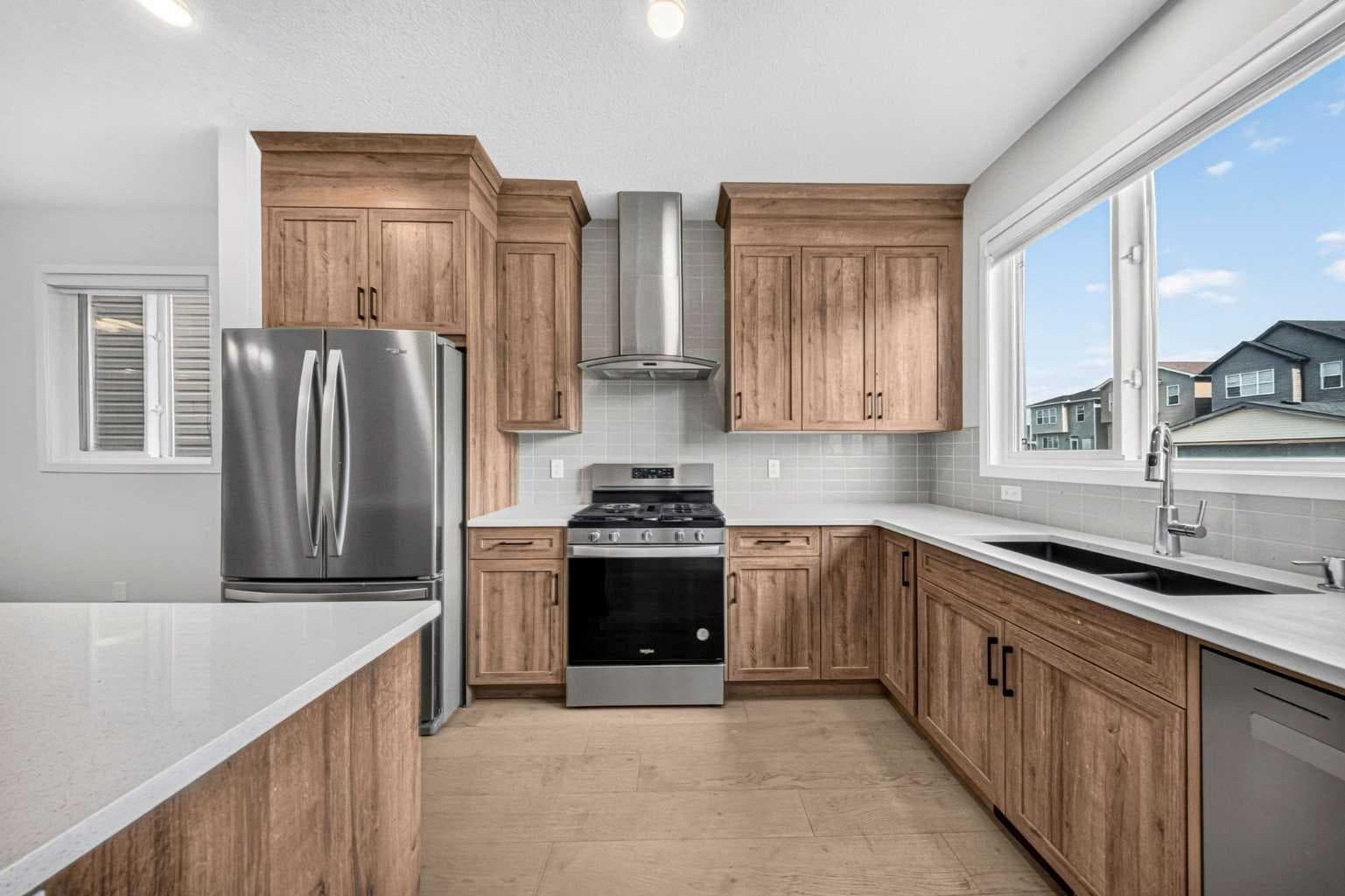 389 Cornerbrook Road NE