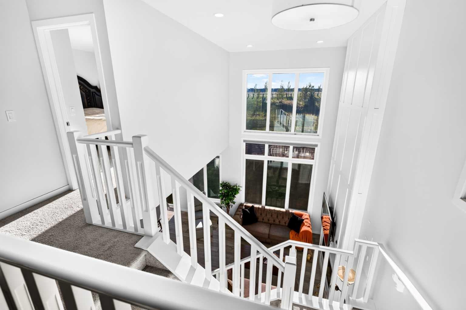 215 Mallard Grove SE