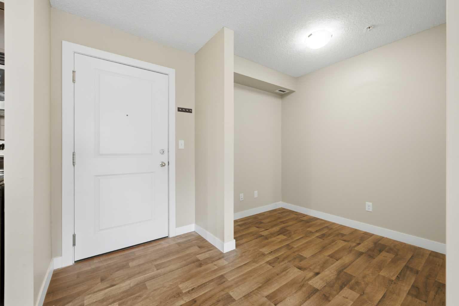 1110, 625 Glenbow Drive 