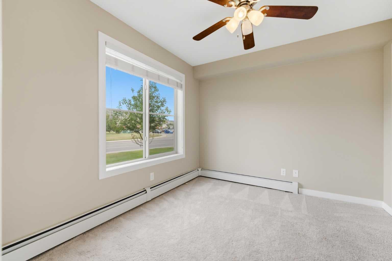 1110, 625 Glenbow Drive 