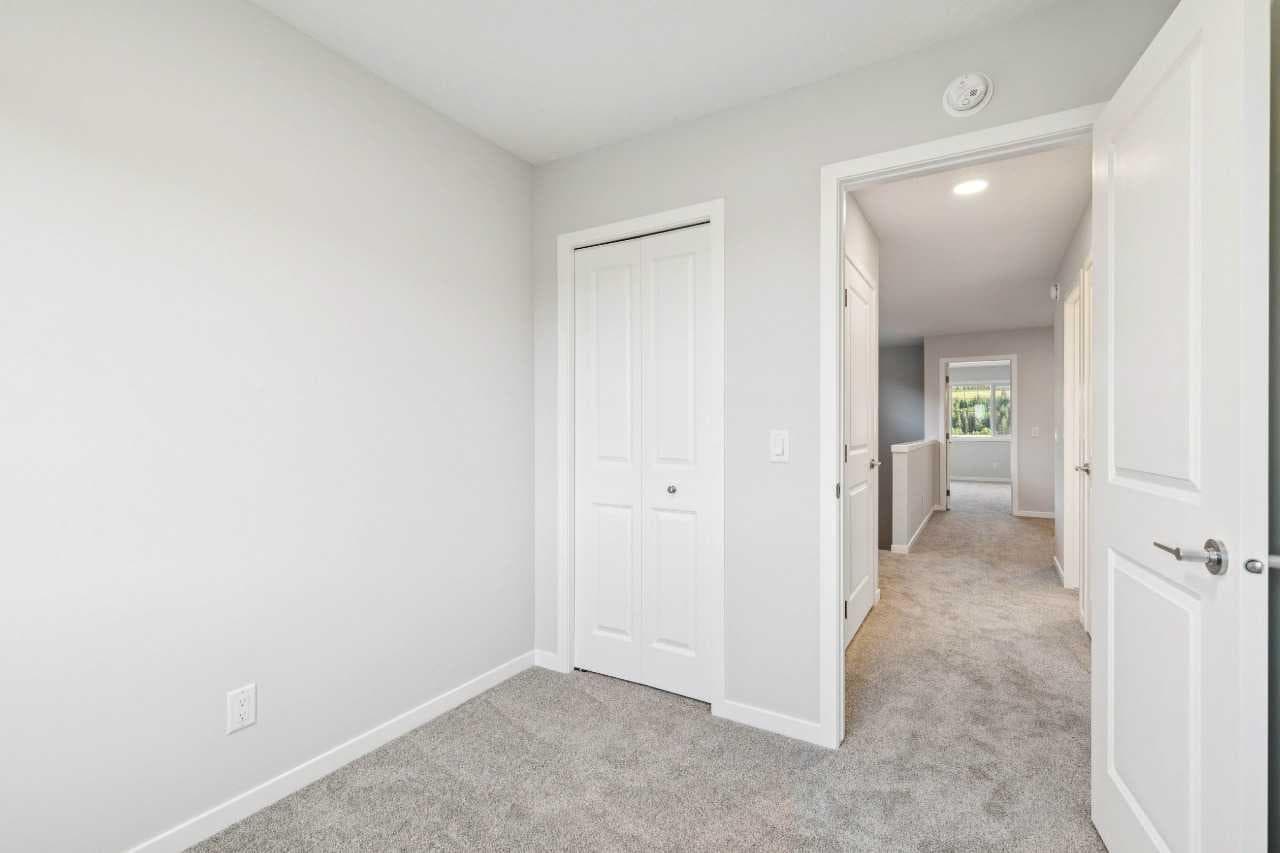58 Creekview Avenue 