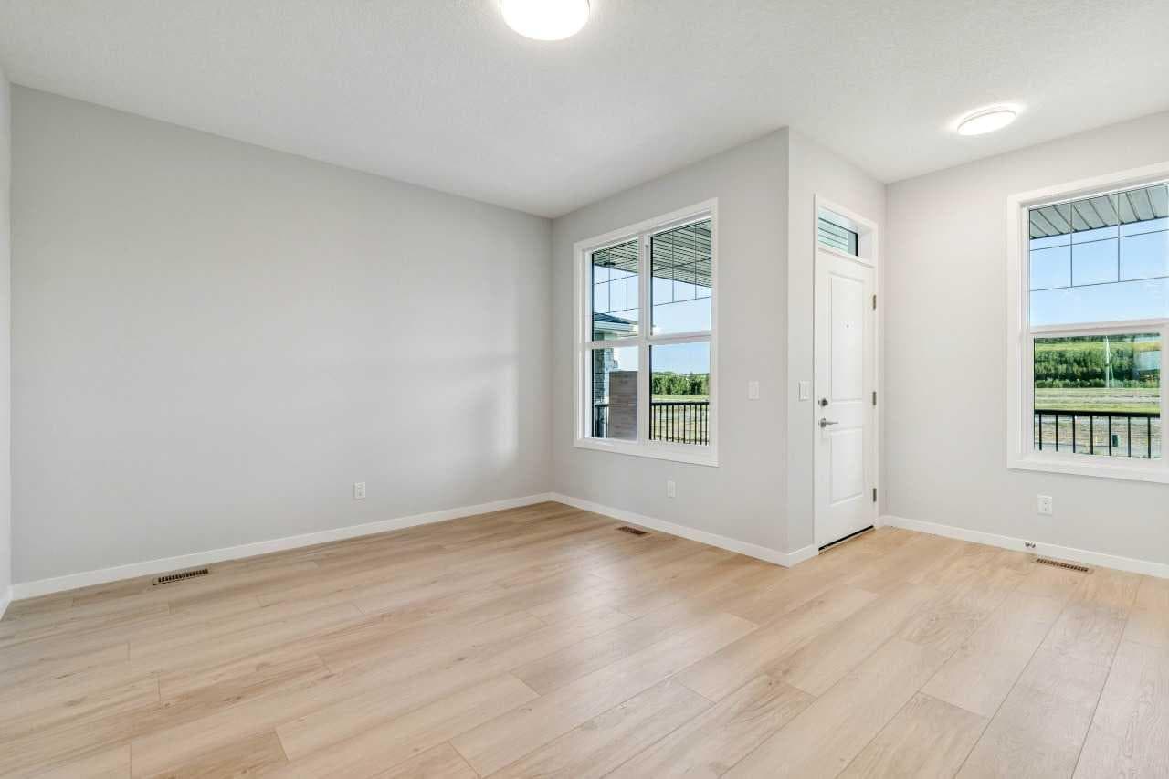 58 Creekview Avenue 