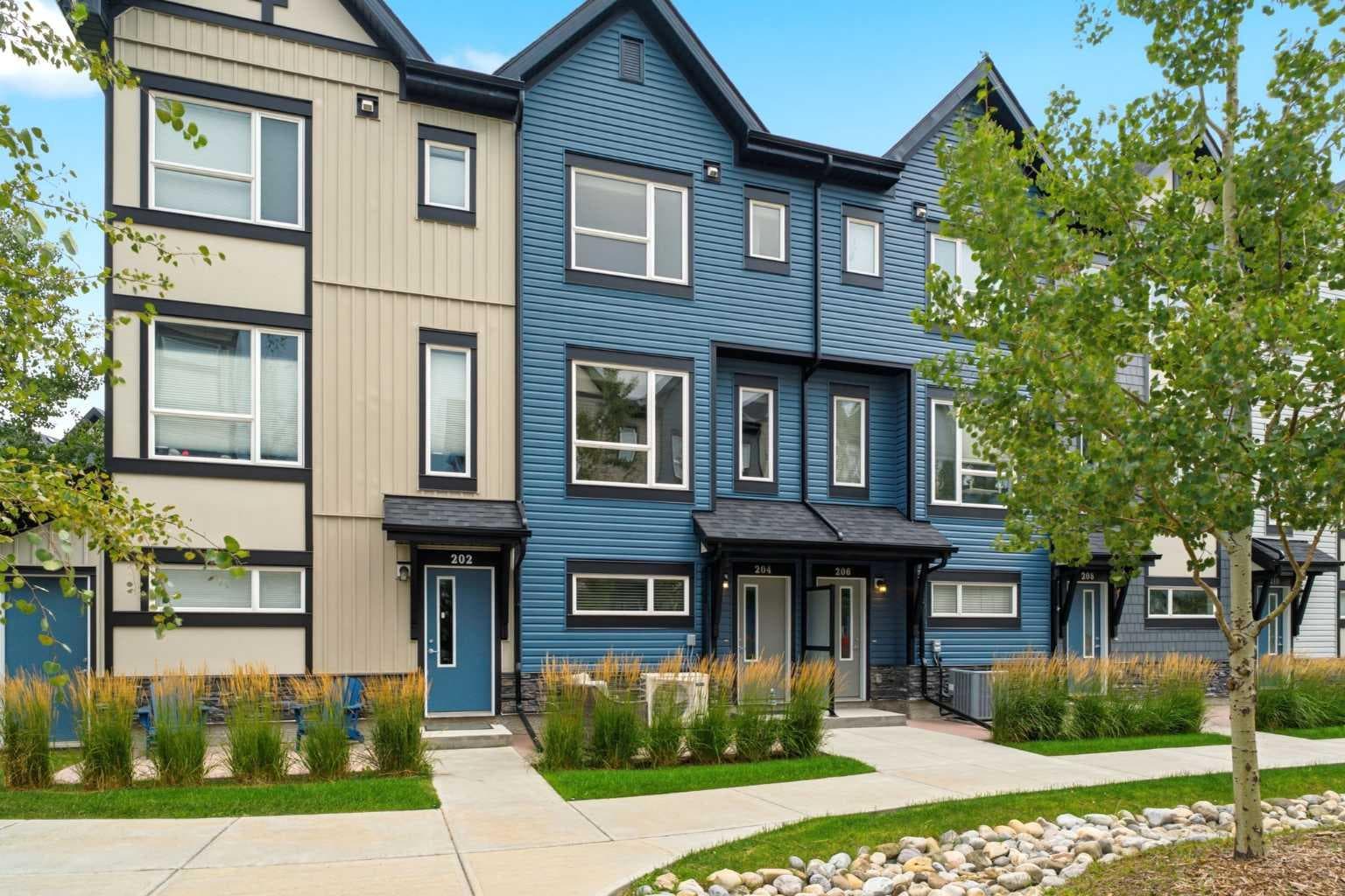 204, 15 Evanscrest Park NW