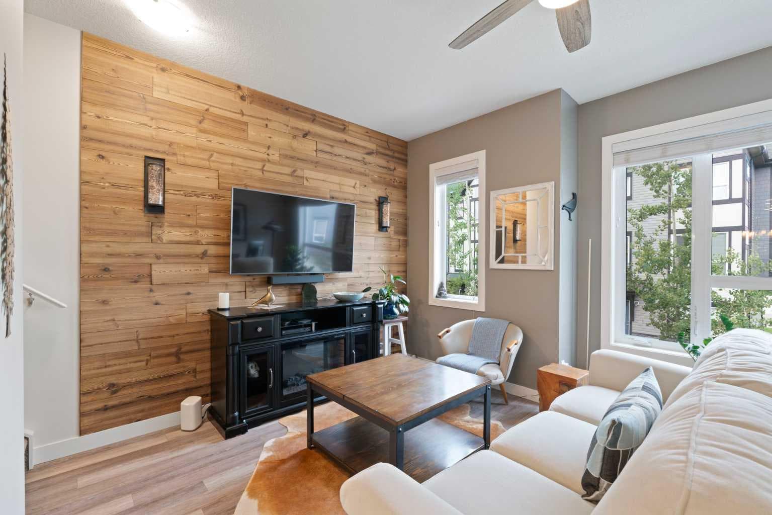 204, 15 Evanscrest Park NW