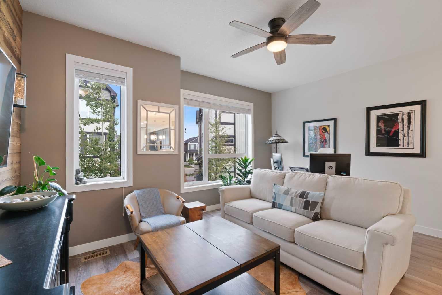 204, 15 Evanscrest Park NW