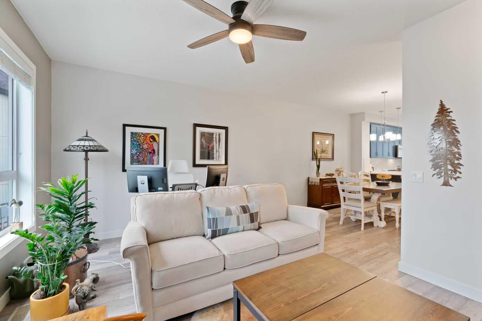 204, 15 Evanscrest Park NW