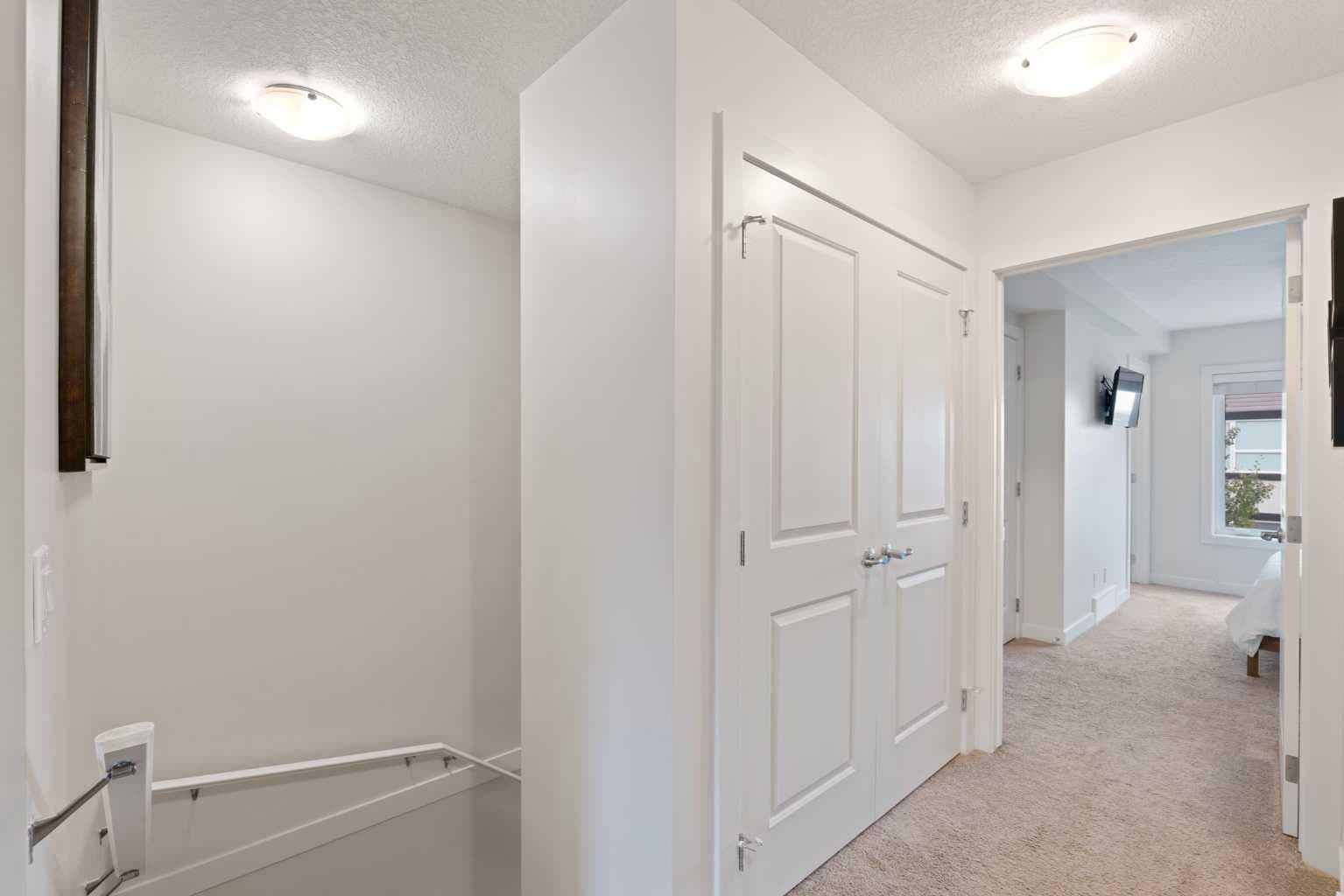 204, 15 Evanscrest Park NW