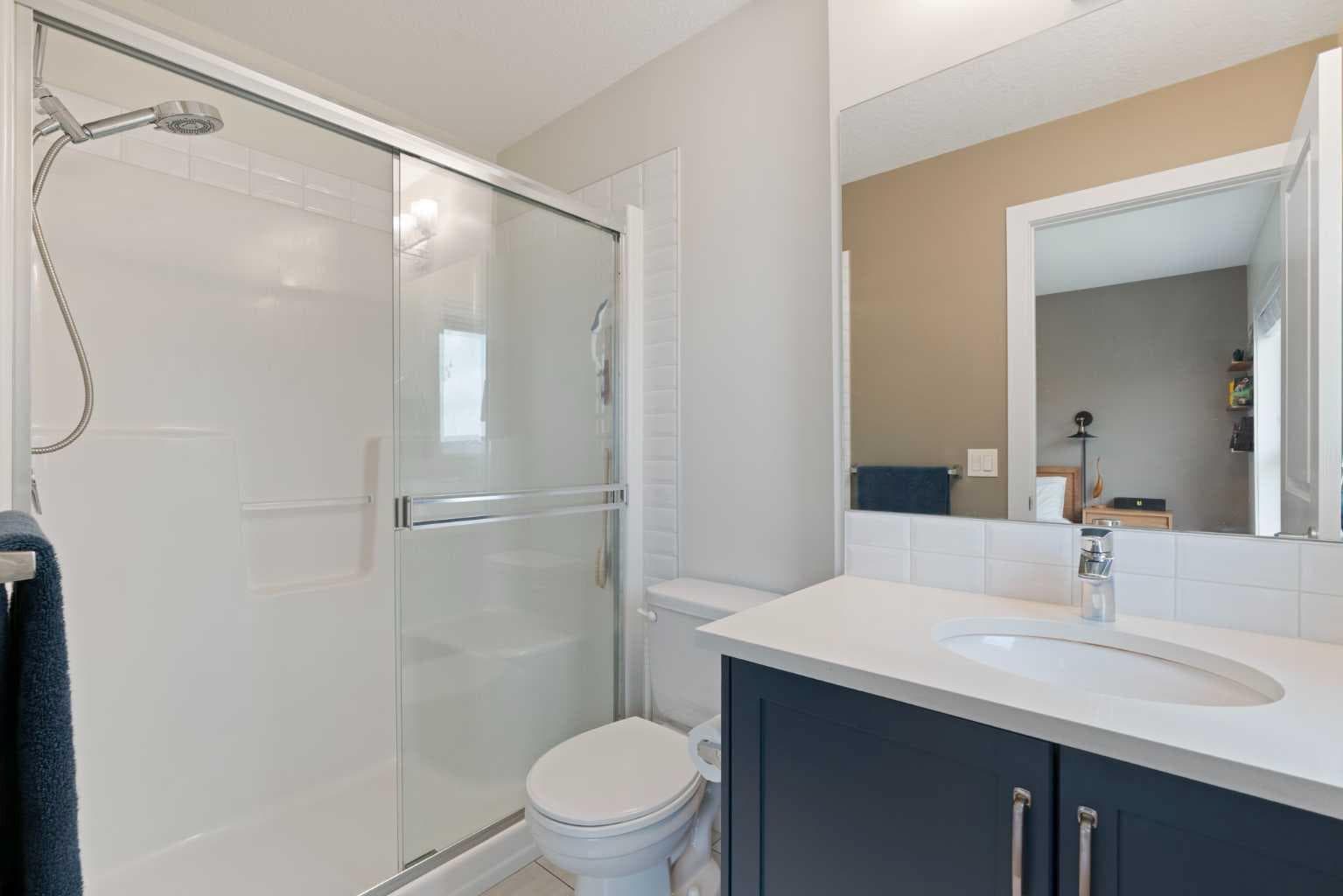 204, 15 Evanscrest Park NW