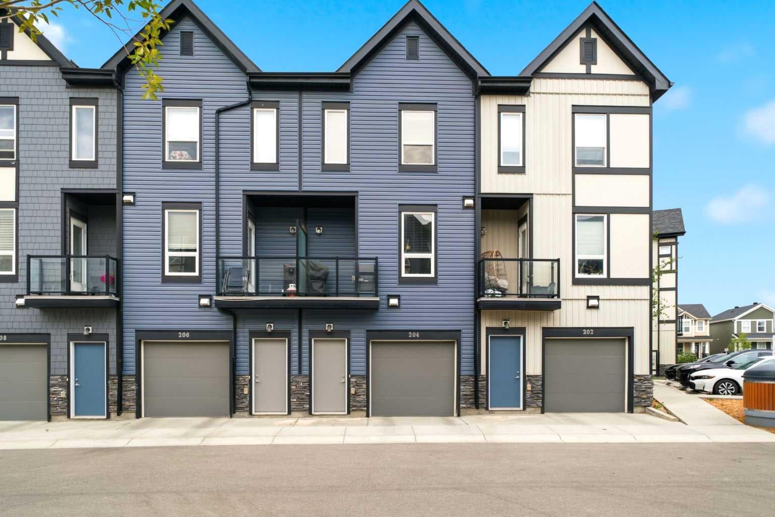 204, 15 Evanscrest Park NW