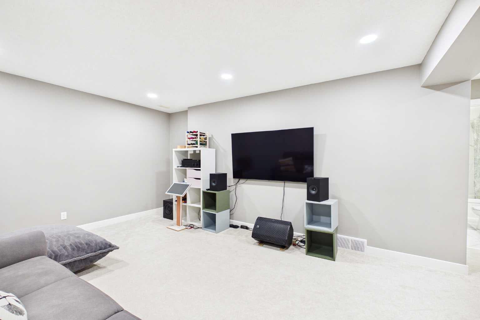 163 Panamount Circle NW
