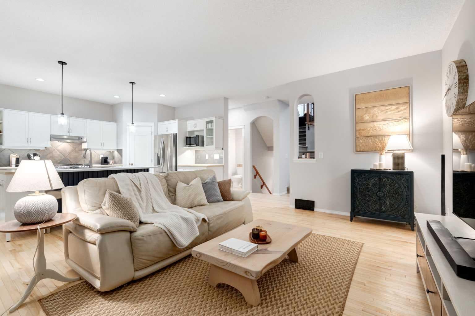 102 Springborough Point SW