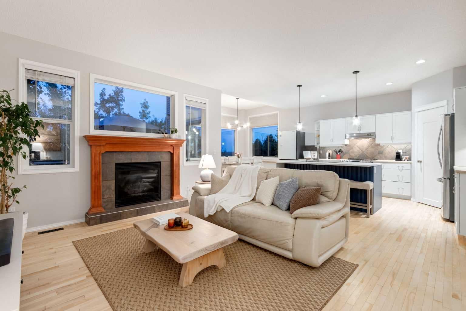 102 Springborough Point SW