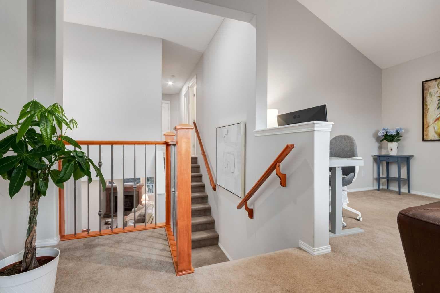 102 Springborough Point SW