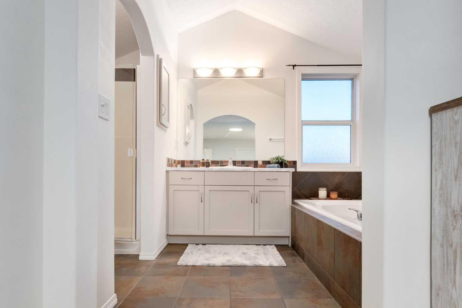 102 Springborough Point SW