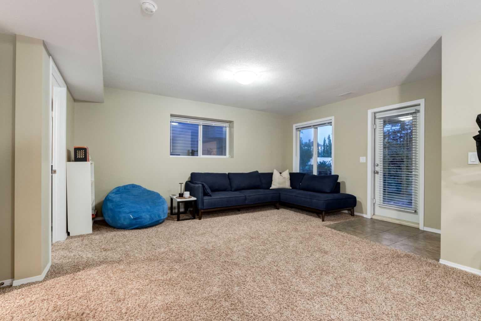 102 Springborough Point SW