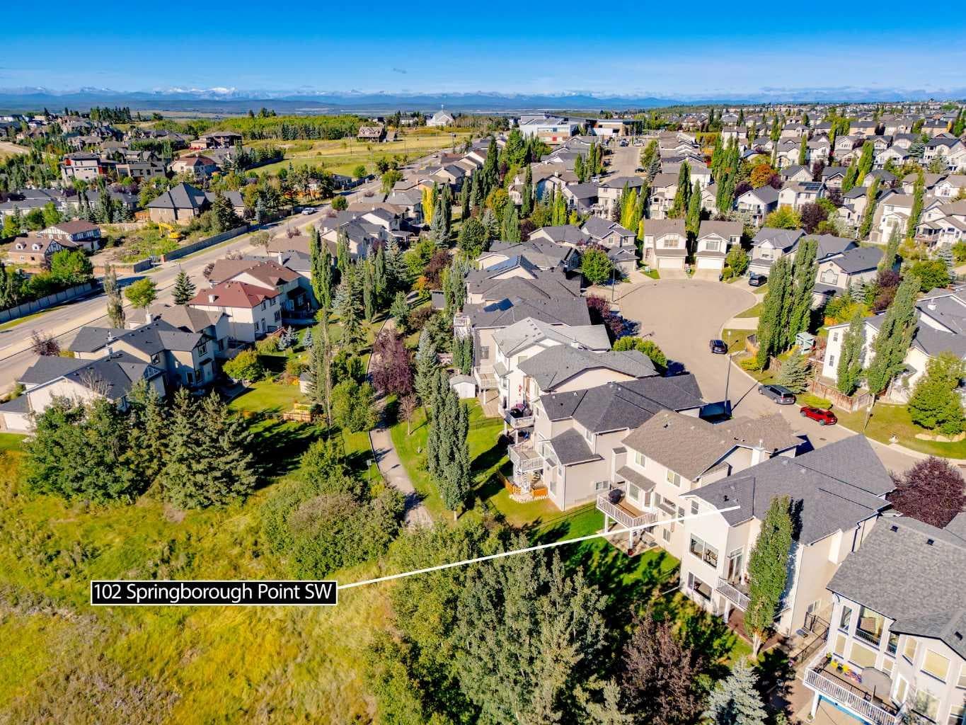 102 Springborough Point SW