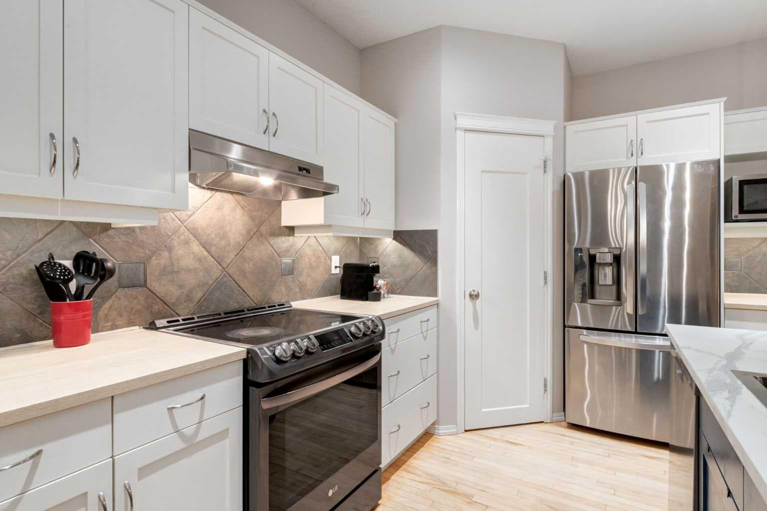 102 Springborough Point SW