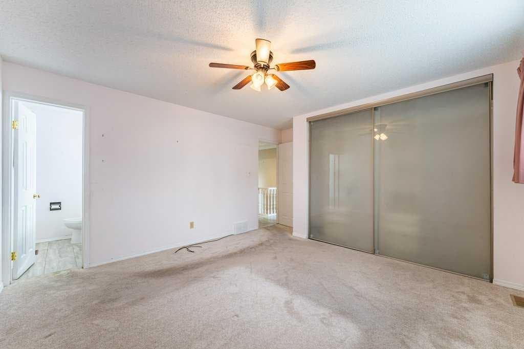 3239 Oakwood Drive SW