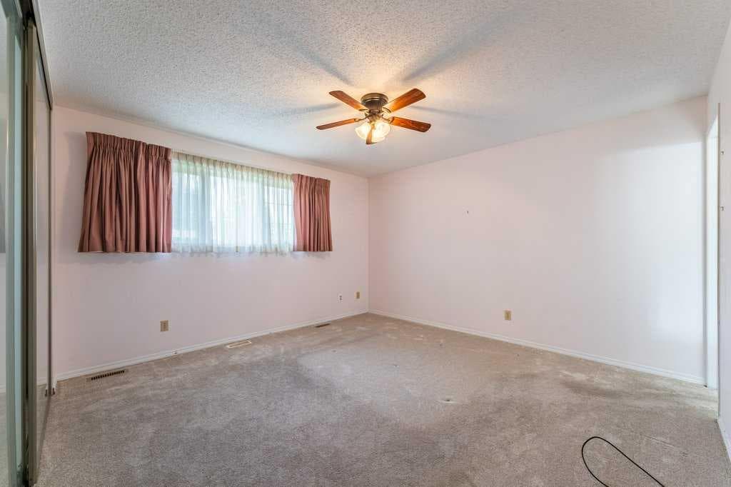 3239 Oakwood Drive SW