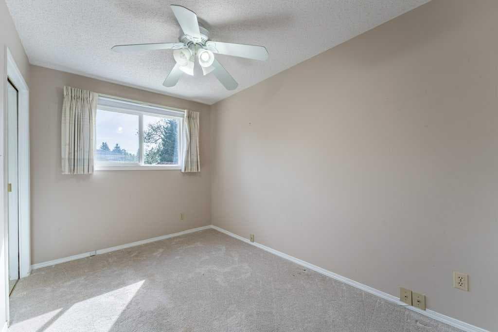 3239 Oakwood Drive SW