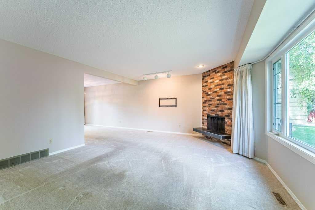 3239 Oakwood Drive SW