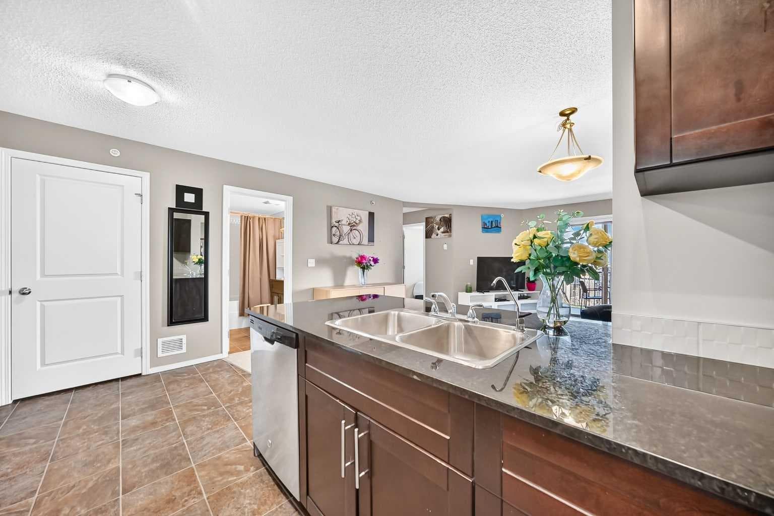 416, 15 Saddlestone Way NE
