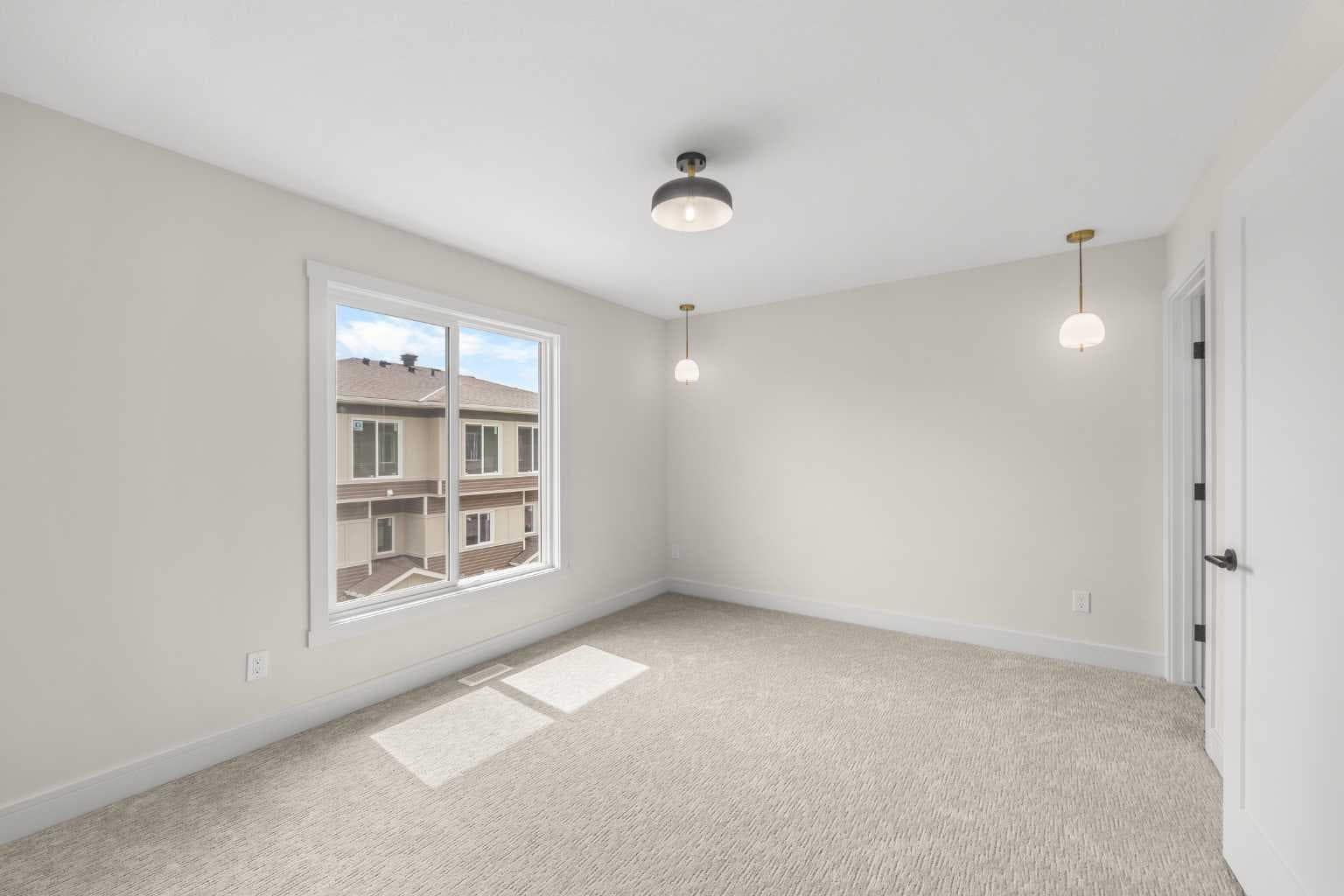 301, 67 Panatella Square NW