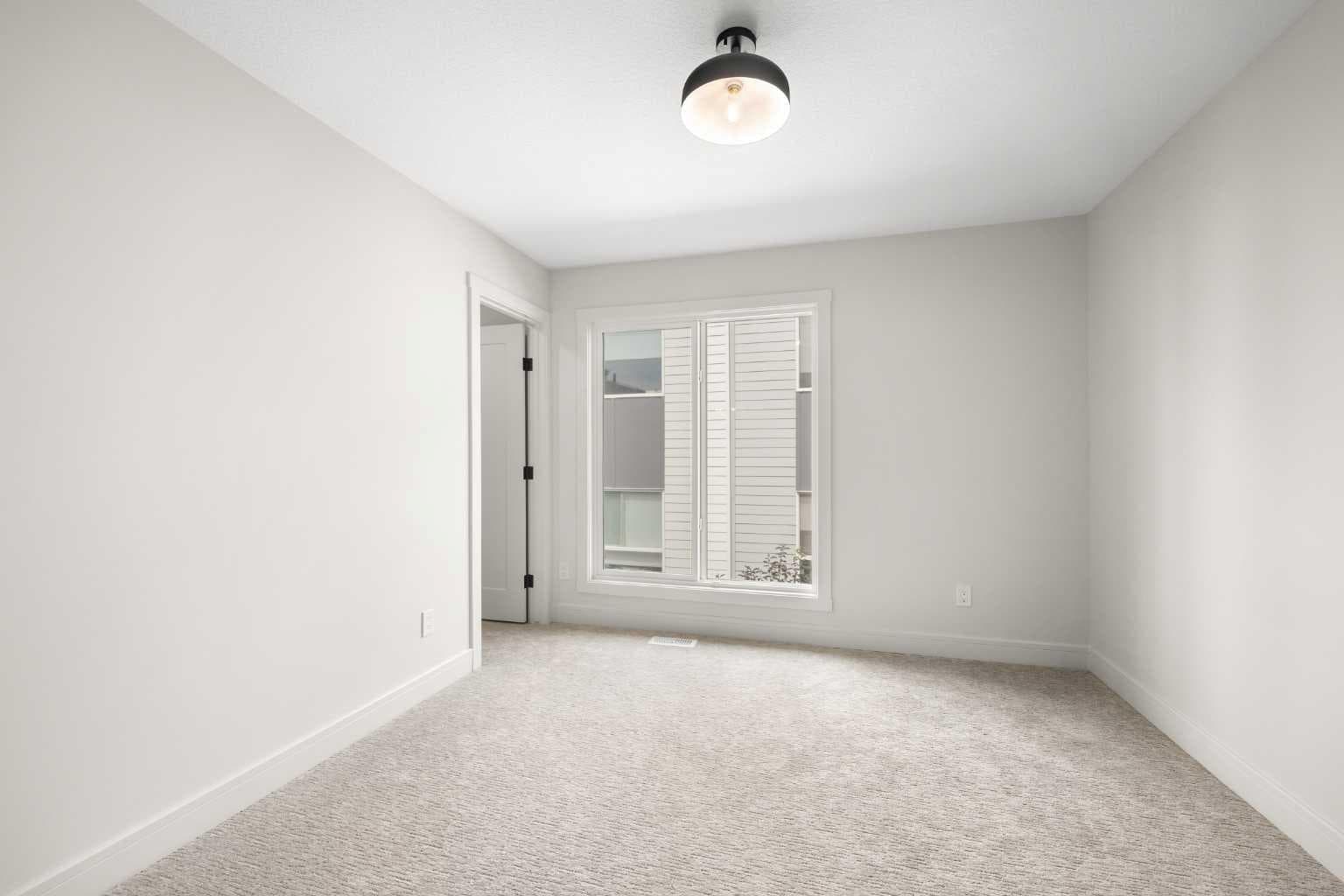 301, 67 Panatella Square NW
