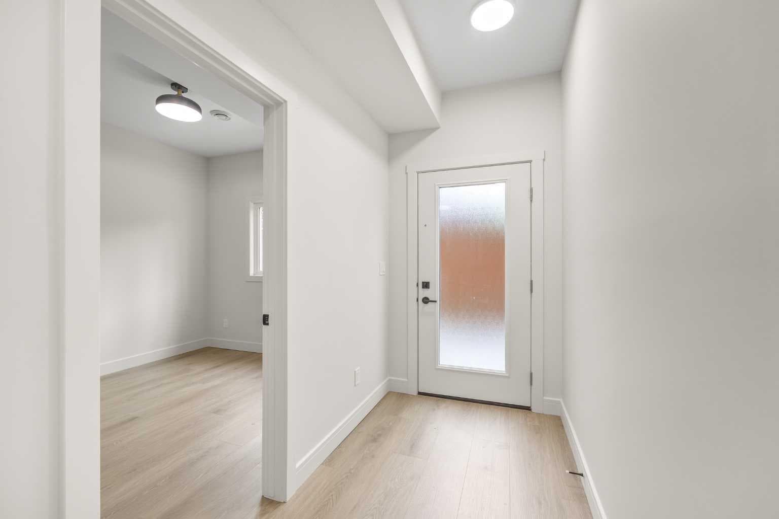 301, 67 Panatella Square NW