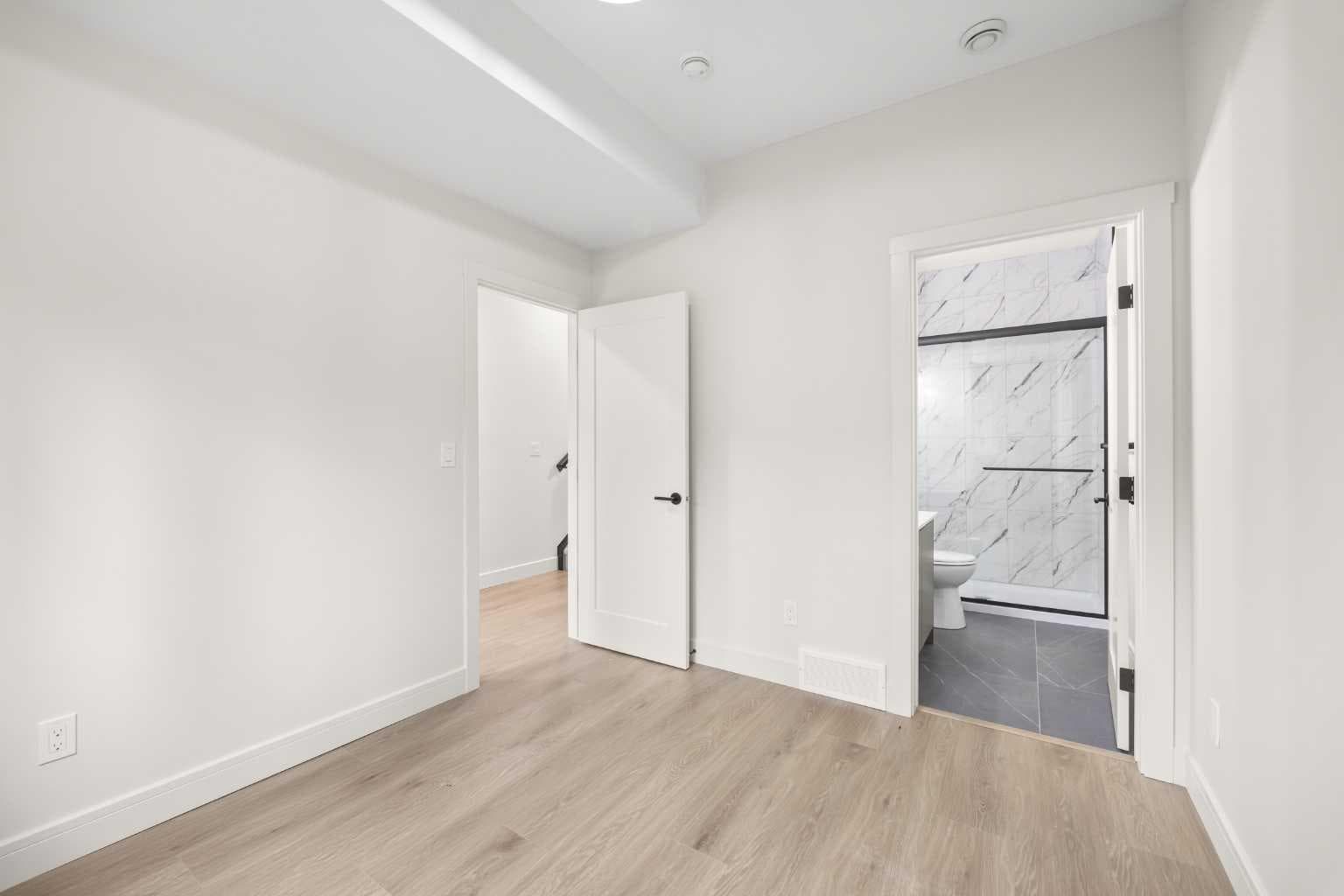 301, 67 Panatella Square NW
