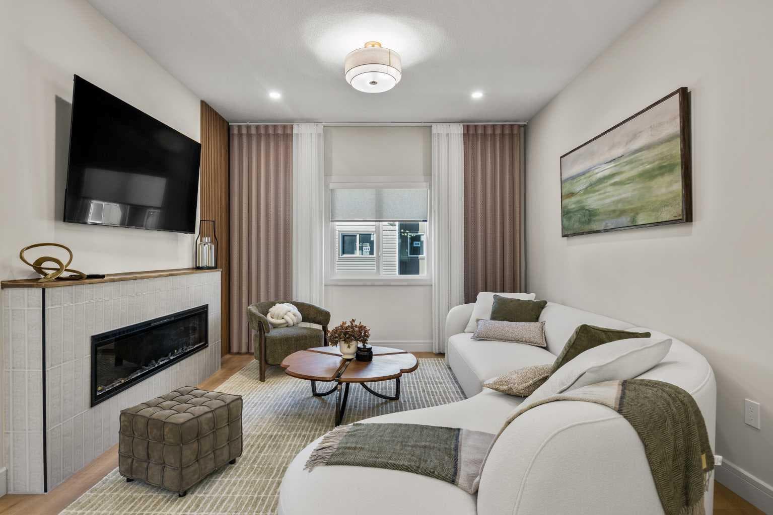 302, 67 Panatella Square NW