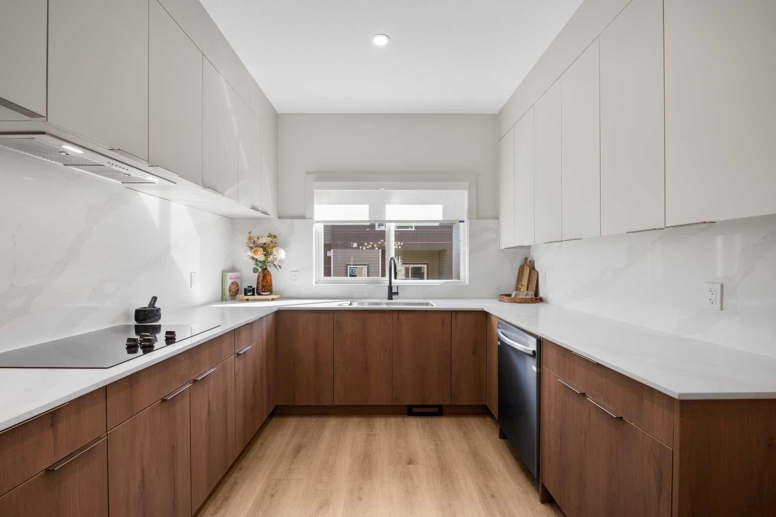 302, 67 Panatella Square NW
