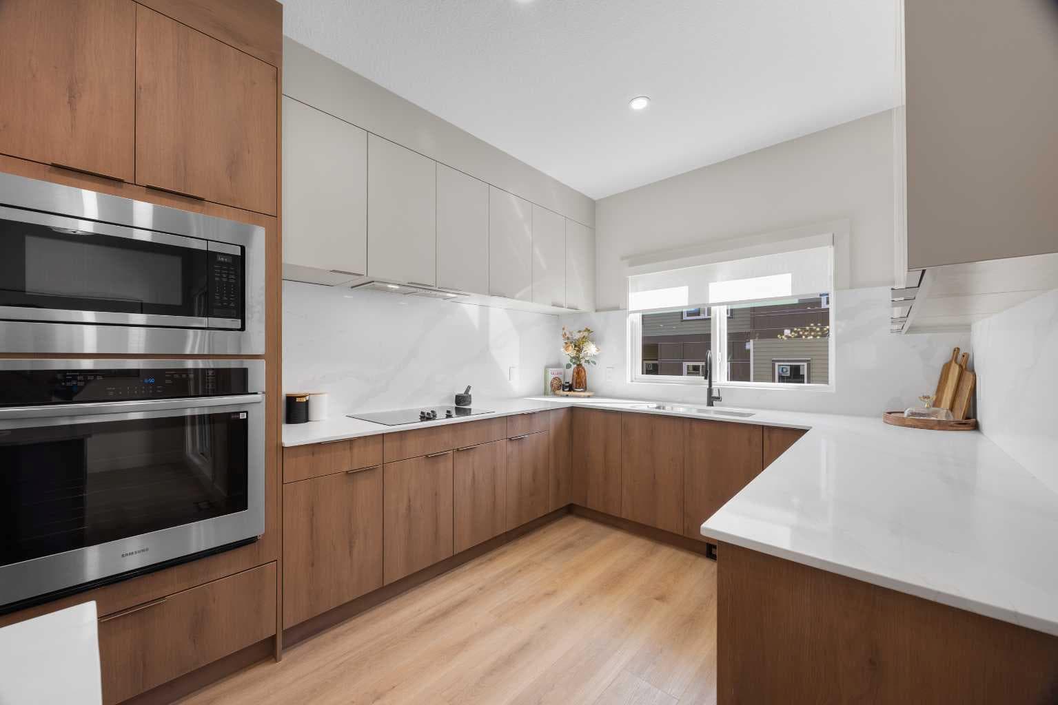 302, 67 Panatella Square NW