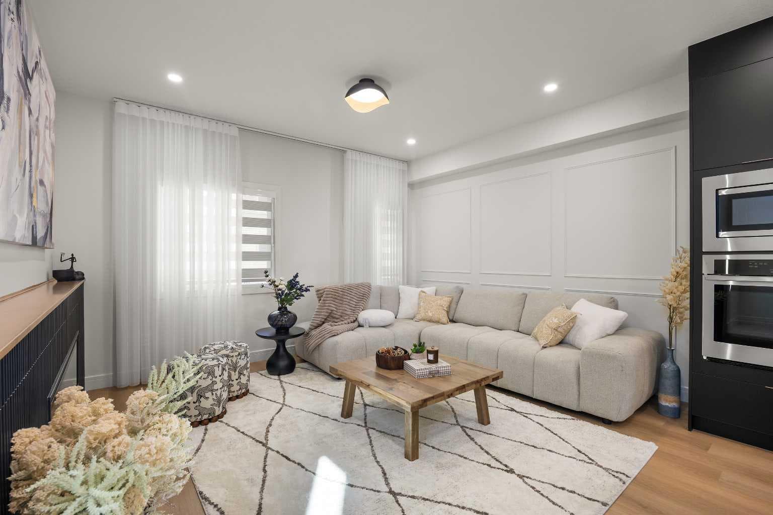 305, 67 Panatella Square NW