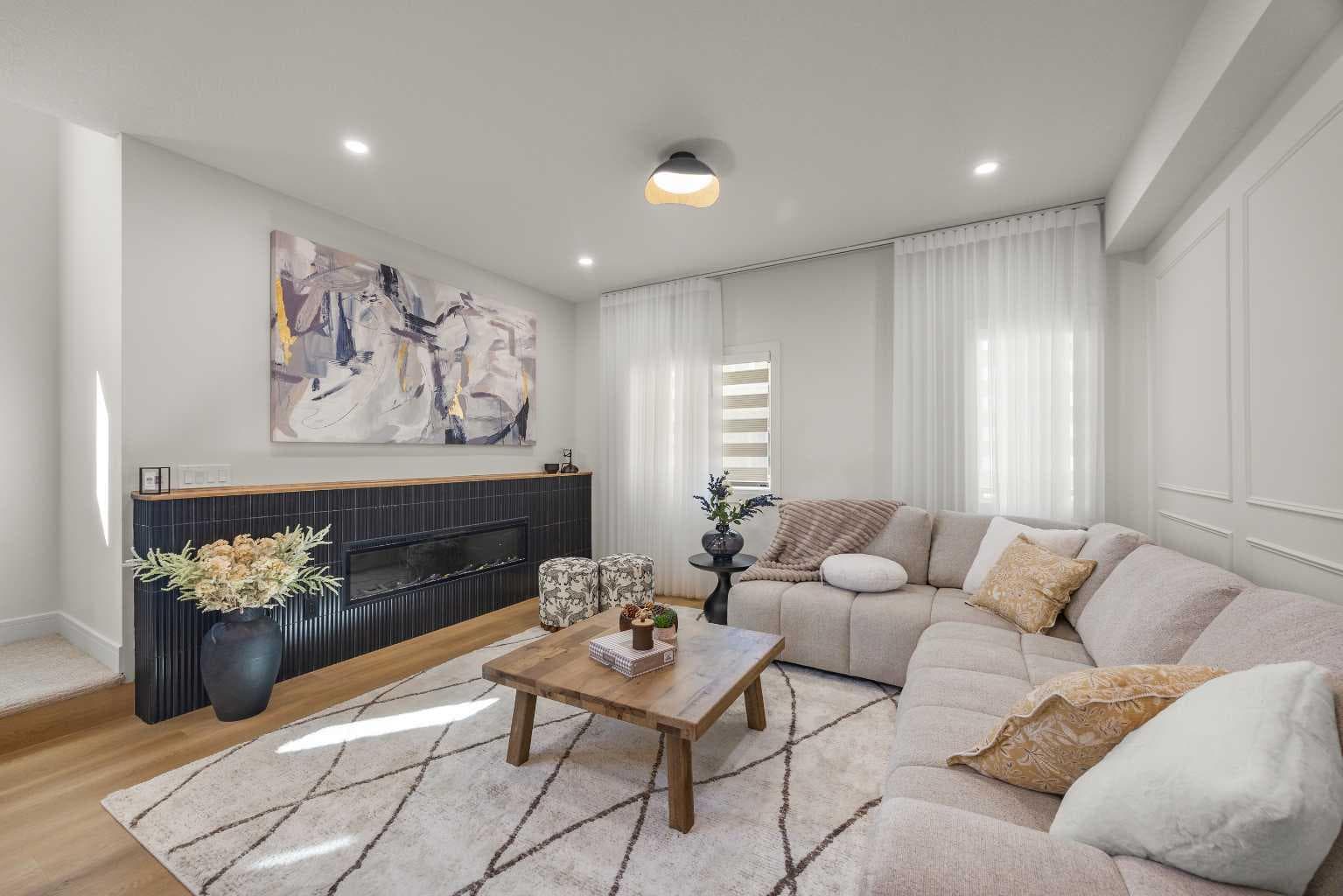 305, 67 Panatella Square NW