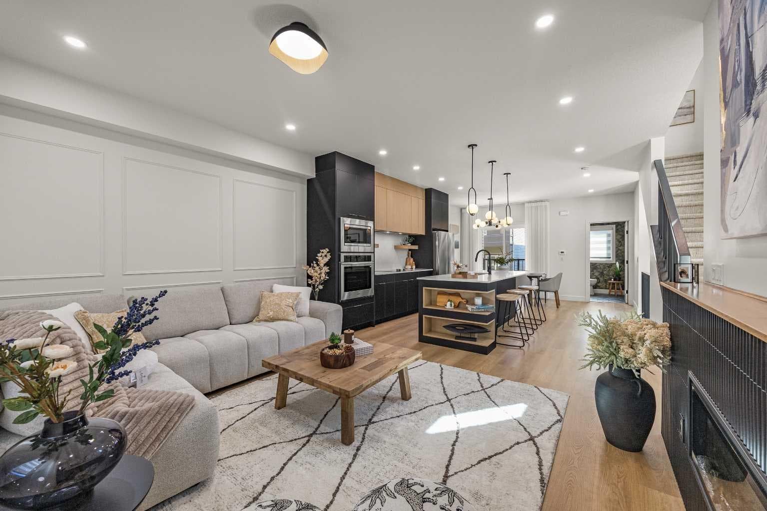 305, 67 Panatella Square NW