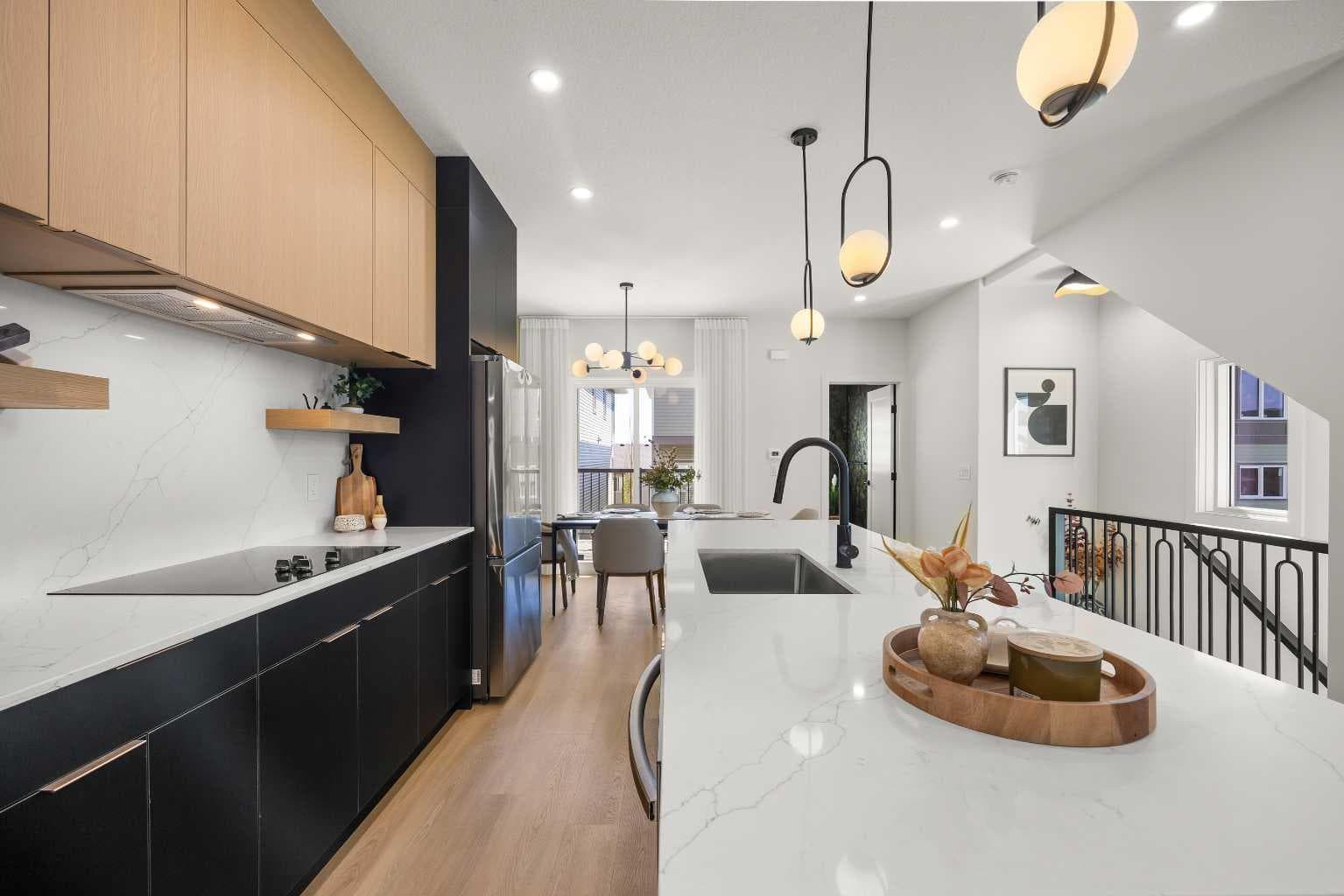 305, 67 Panatella Square NW