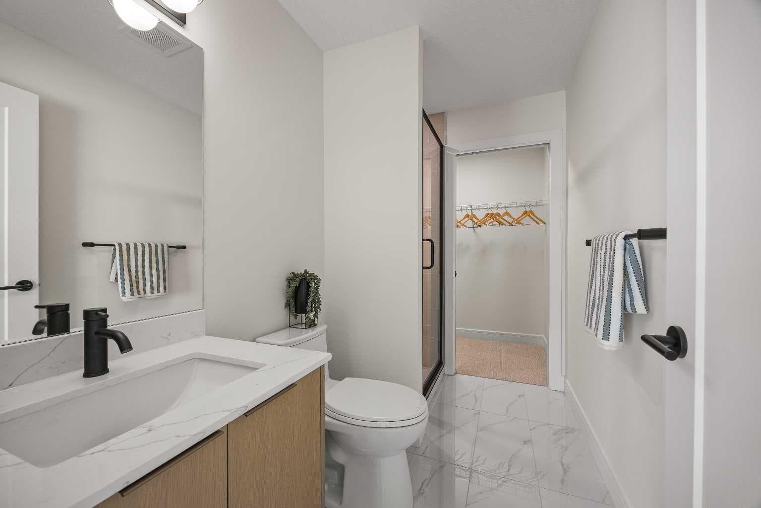305, 67 Panatella Square NW