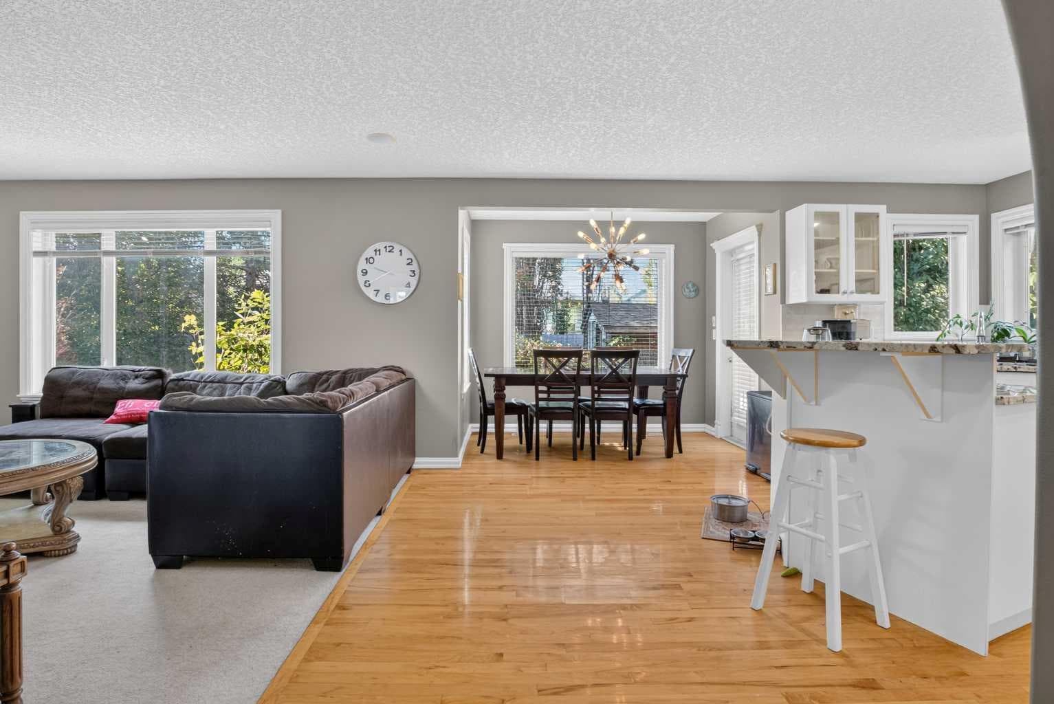 219 Lakeview Cove 