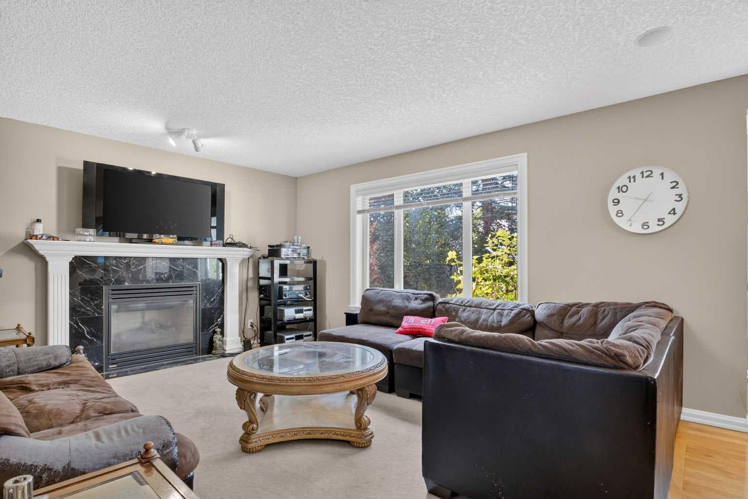 219 Lakeview Cove 