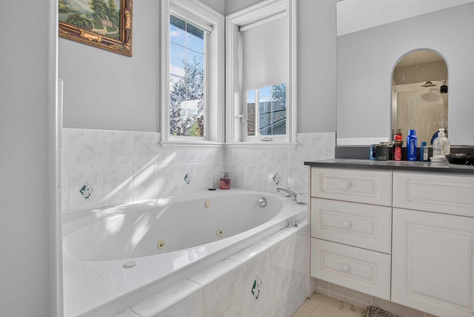219 Lakeview Cove 