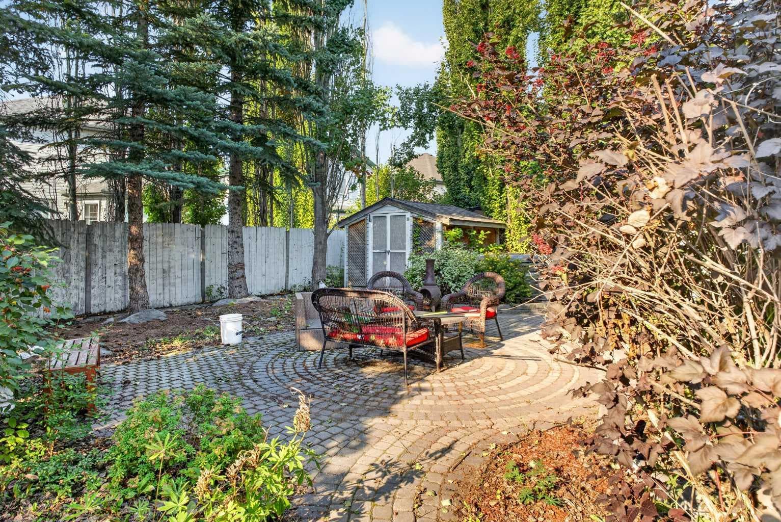 219 Lakeview Cove 