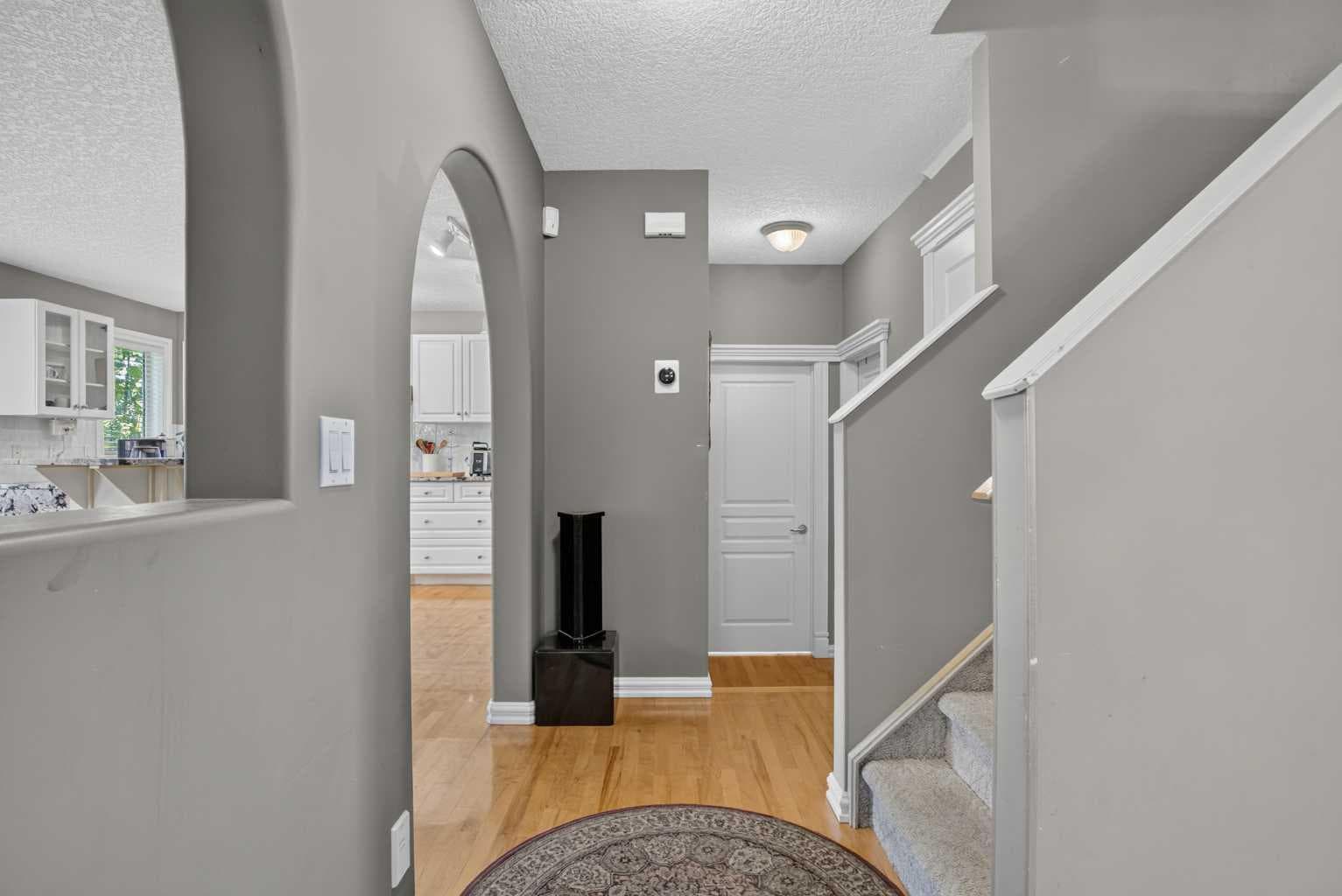 219 Lakeview Cove 