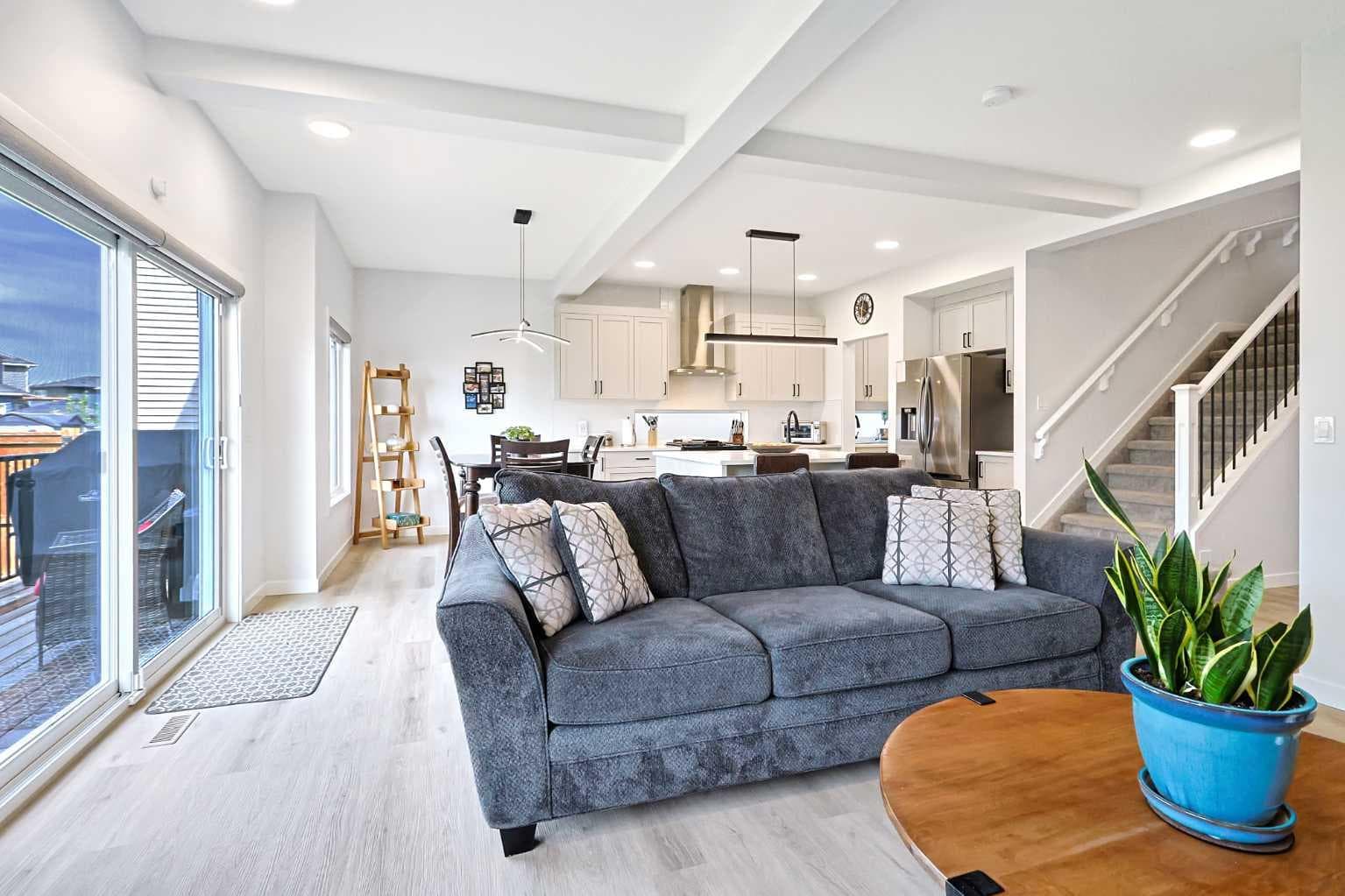 553 Baywater Manor SW