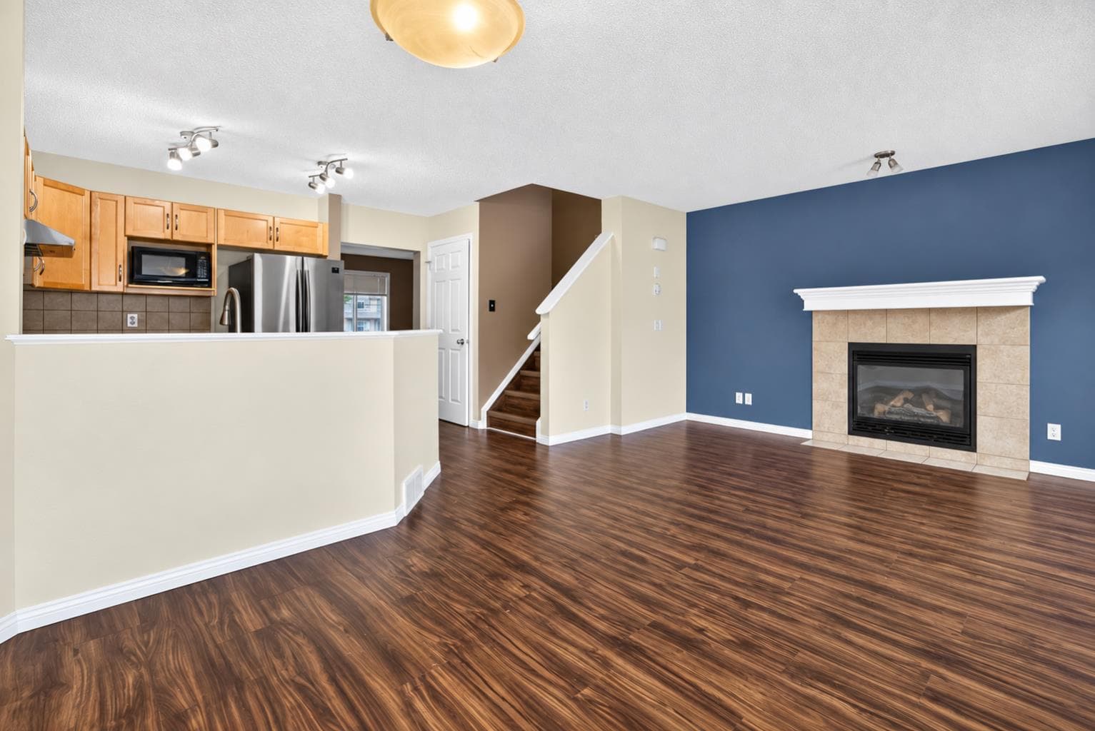 11 Saddlebrook Mews NE